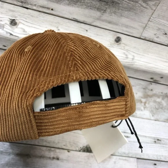 Isabel Marant Tan Corduroy Hat display picture 3